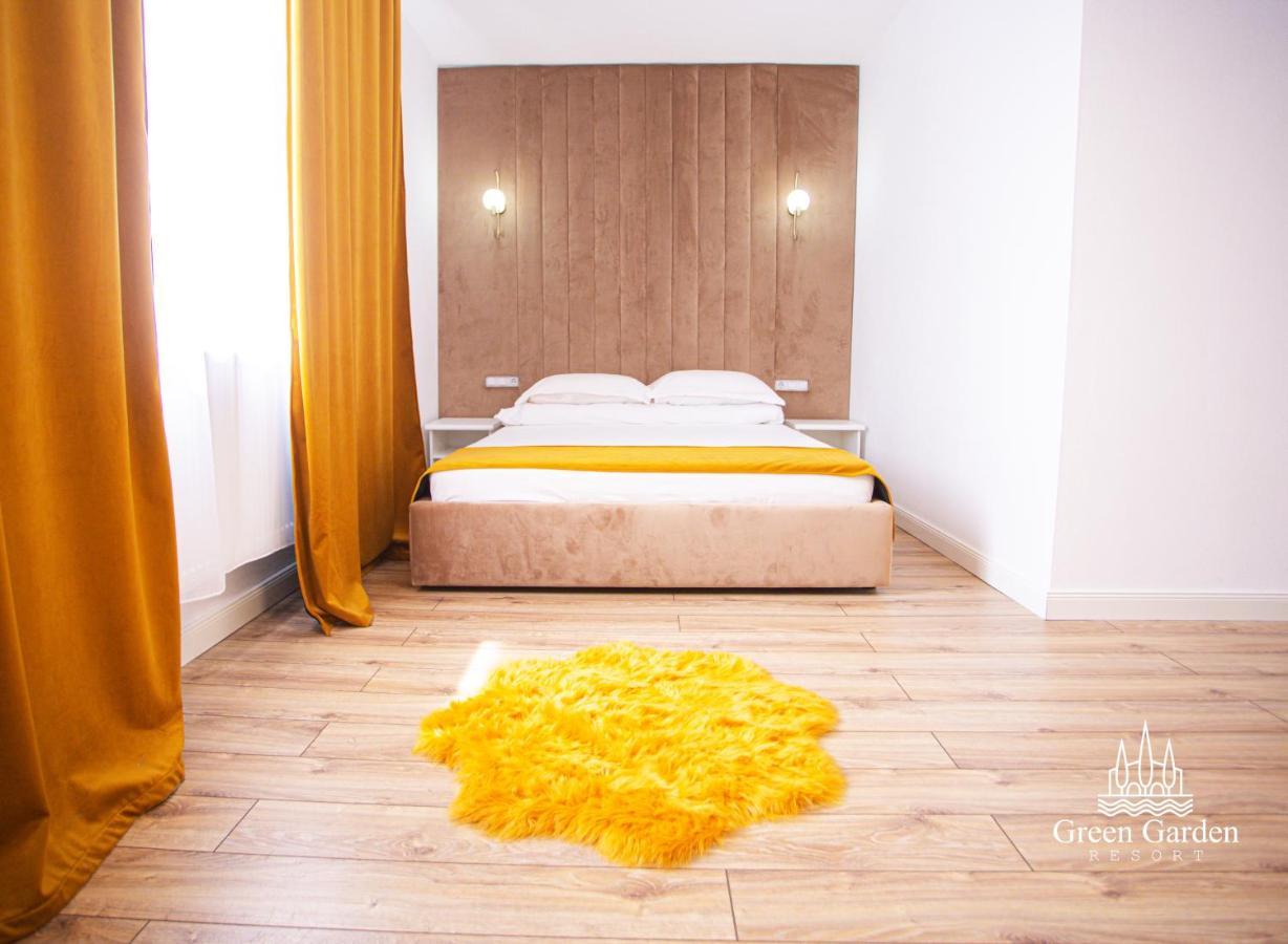 Green Garden Resort Cicirlau 외부 사진